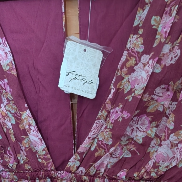 Free People Floral Pink Dress, NWT... Medium - Picture 2 of 2